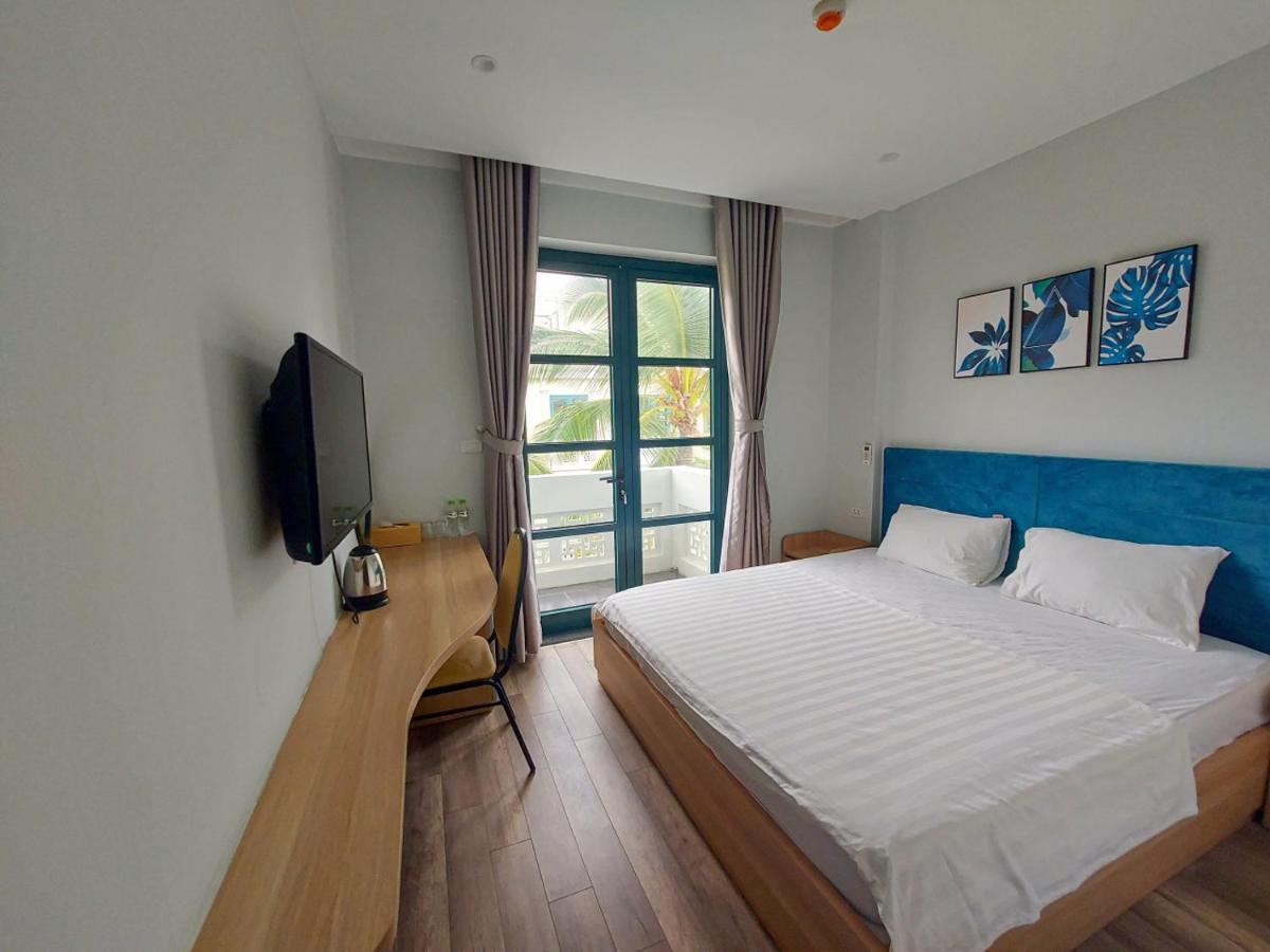 Marina Resort Waterfront Minh Phu Quoc Beach Swimming Pool Exterior foto